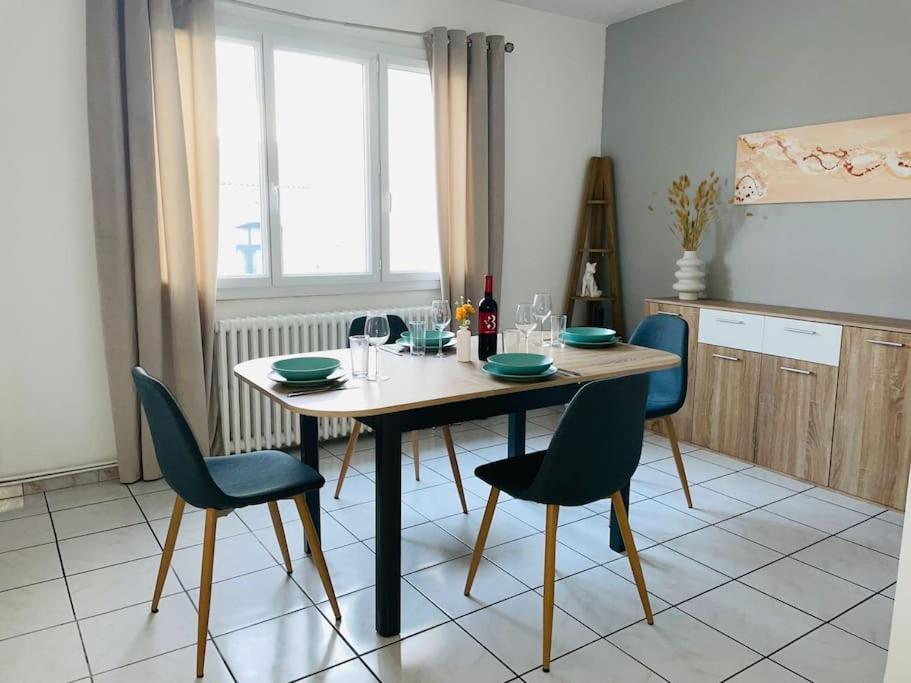 Appartement 3 Chambres Proche Centre Ville การ์กาซอน ภายนอก รูปภาพ