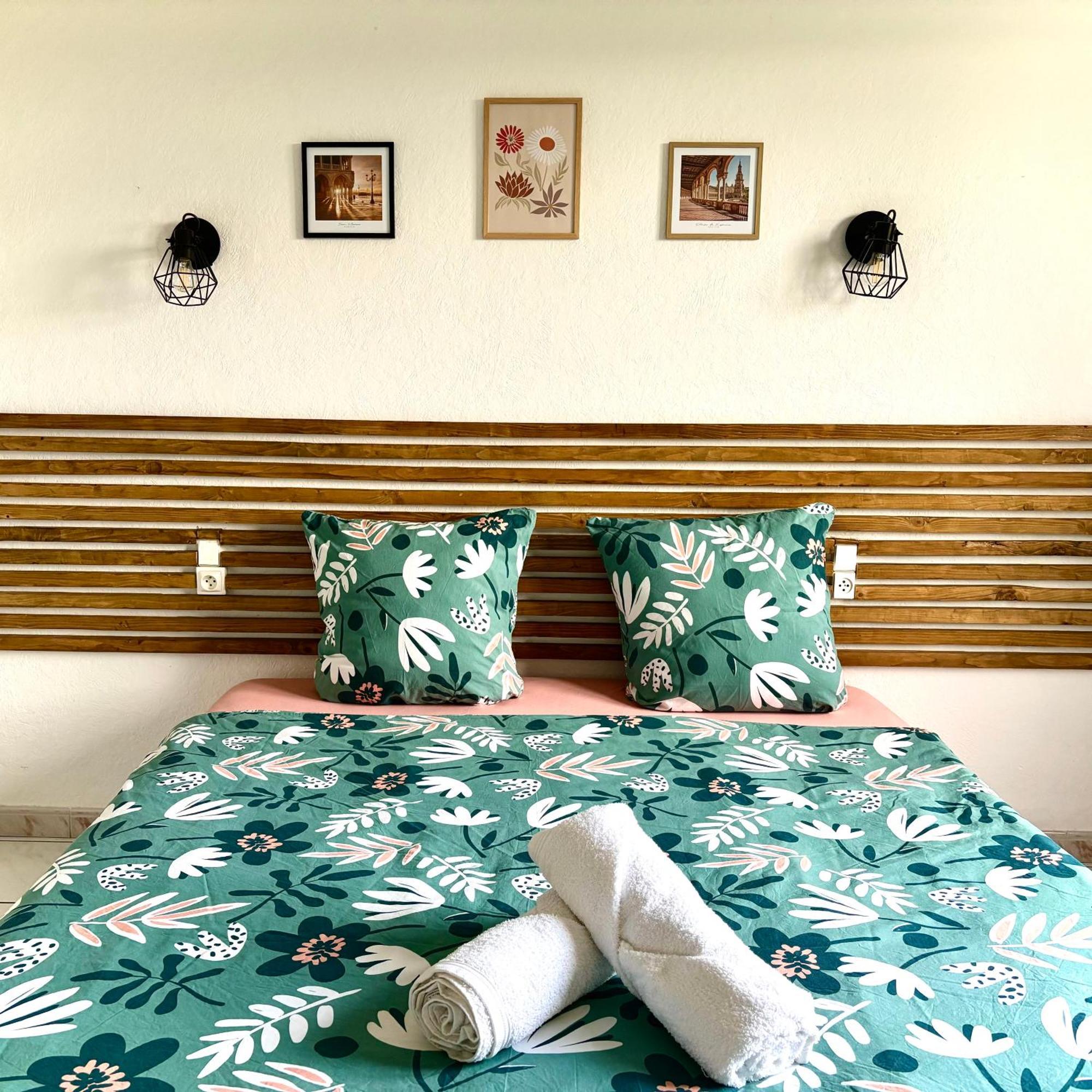 Appartement 3 Chambres Proche Centre Ville การ์กาซอน ภายนอก รูปภาพ